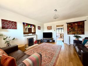 Living Room- click for photo gallery